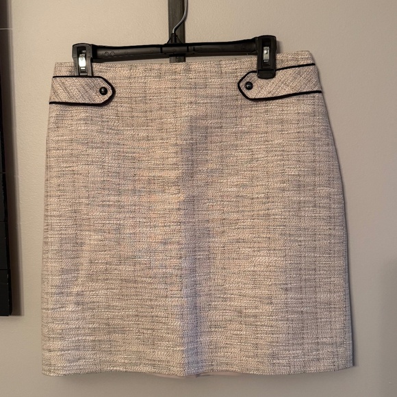 WHBM Tweed Skirt - Picture 1 of 4